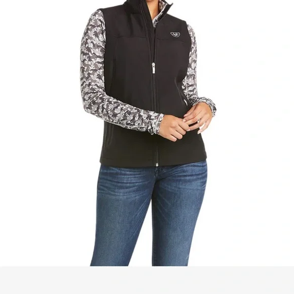 Ariat Black Softshell Women’s Vest with Logo Size Small ref 10020762 - Picture 11 of 12